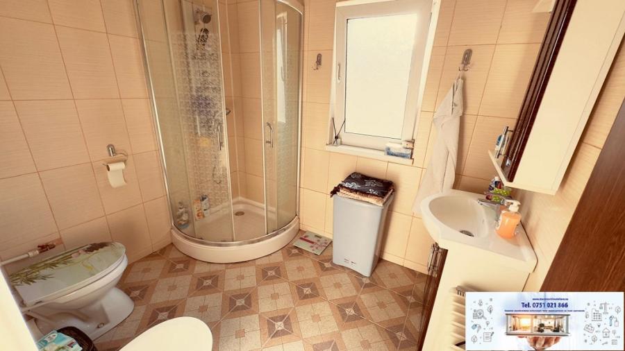 Casa De locuit De vanzare