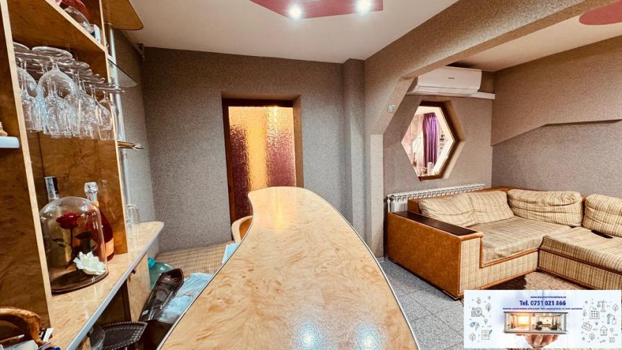 Apartament De locuit De vanzare