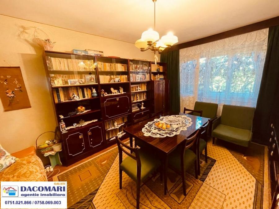 Apartament De locuit De vanzare