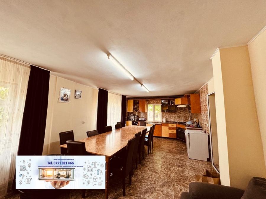 Casa De locuit De vanzare