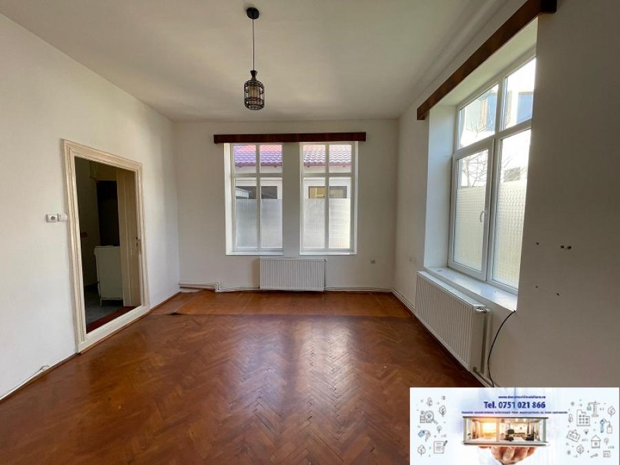 Apartament De locuit De vanzare