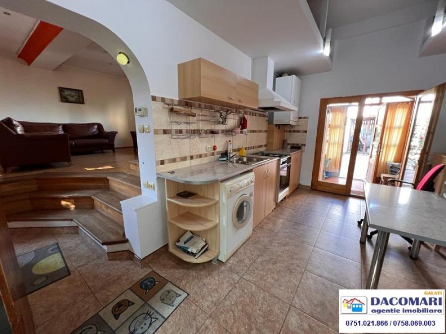 Casa De locuit De vanzare