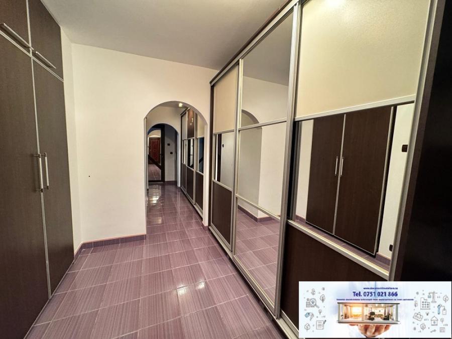 Apartament De locuit De vanzare