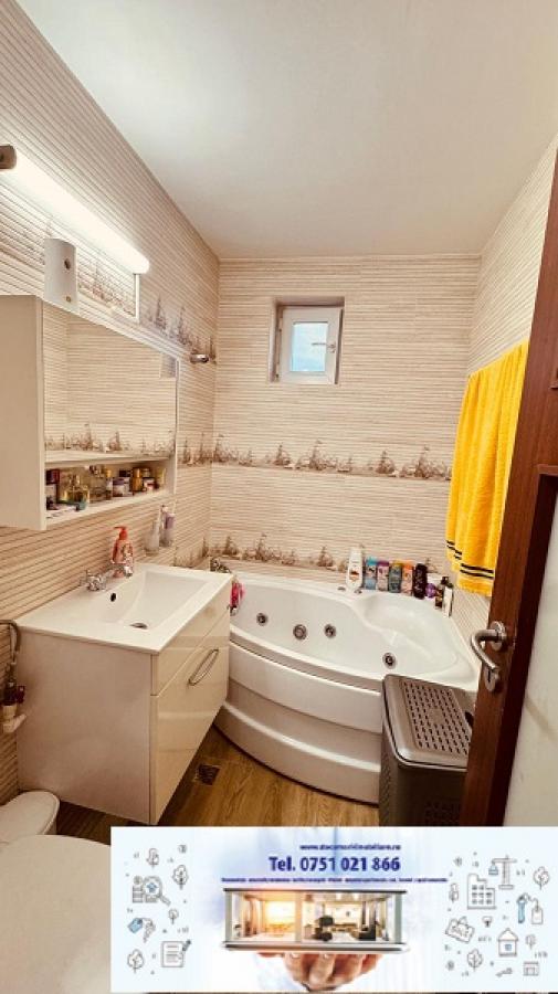 Apartament De locuit De vanzare