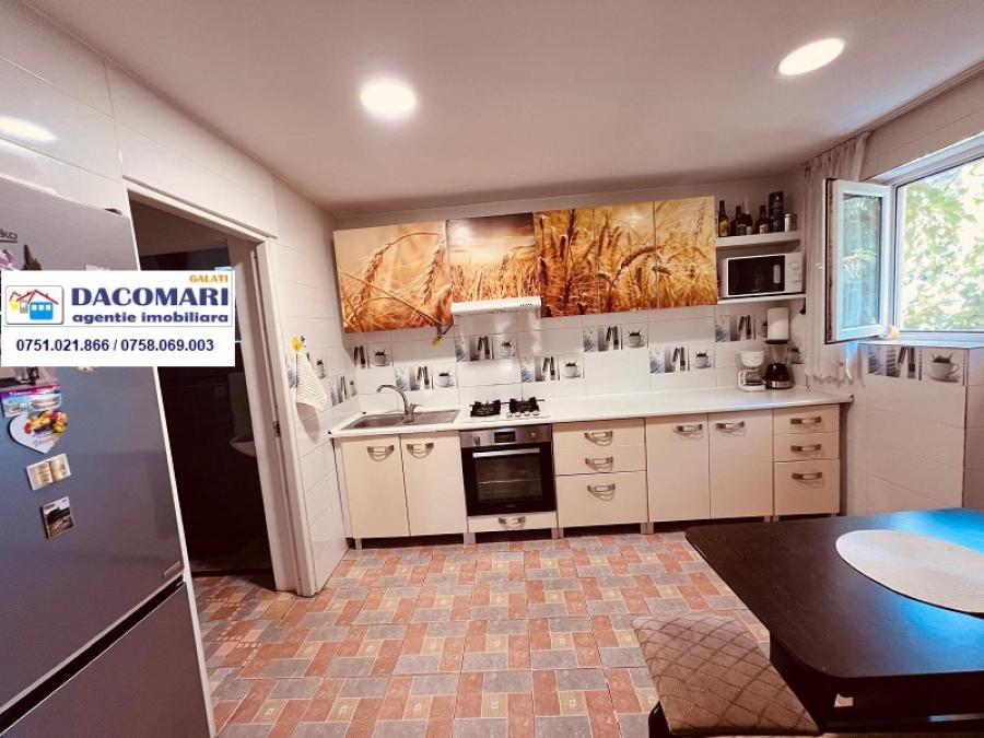Casa De locuit De vanzare