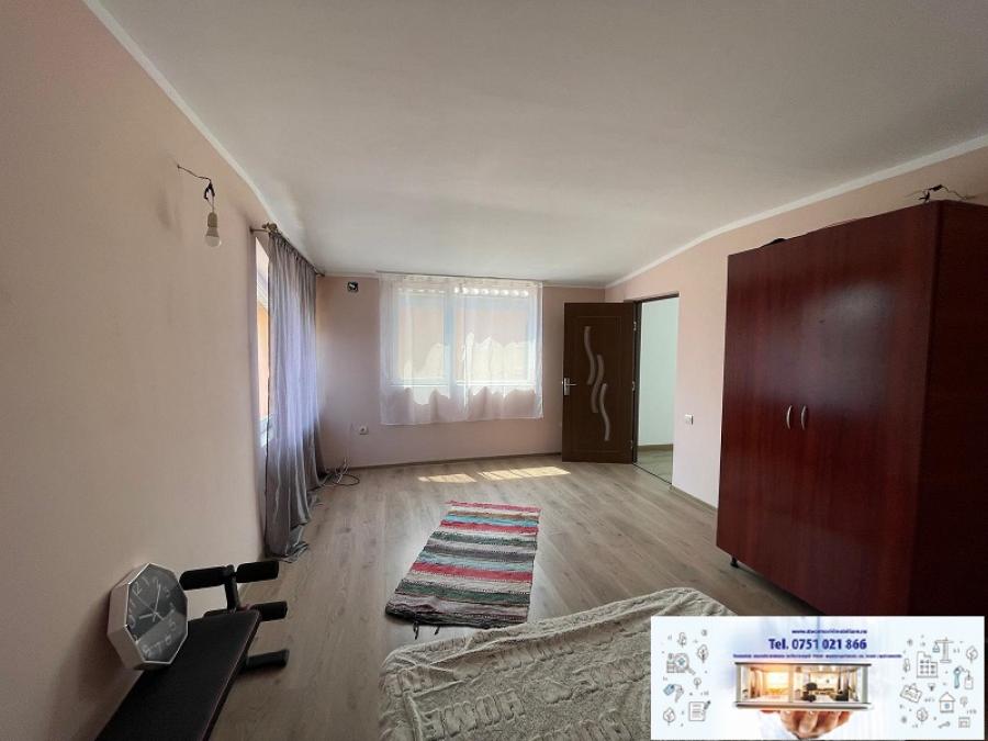 Casa De locuit De vanzare