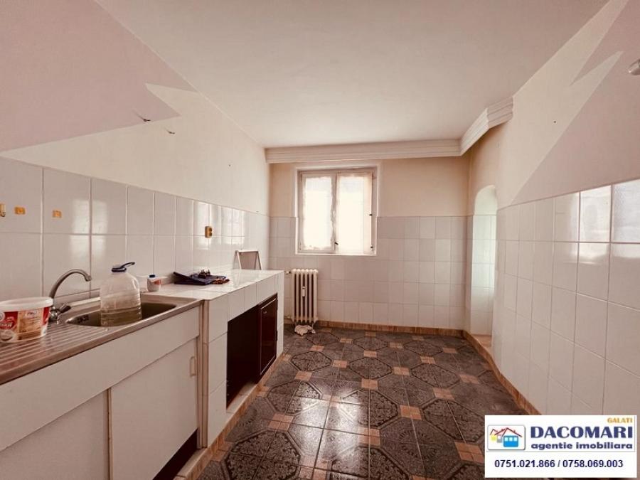 Apartament De locuit De vanzare