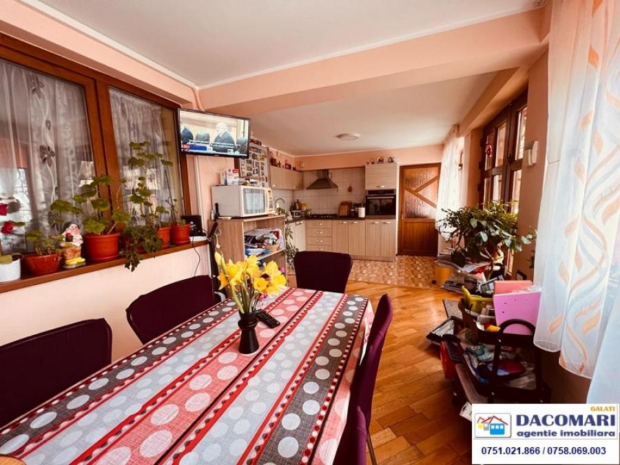 Apartament De locuit De vanzare